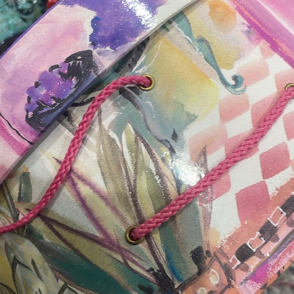 Decorative Large Storage Hatbox - Picture 5 of 6